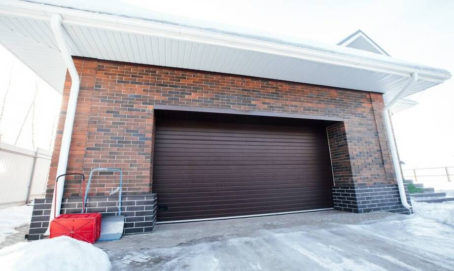Ocieplany metalowy garaż jako inwestycja w komfort i bezpieczeństwo