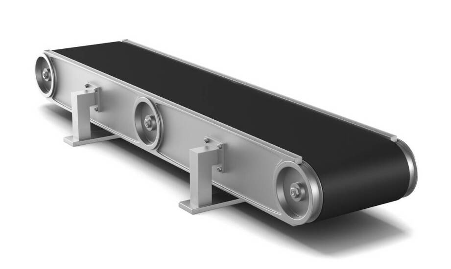 Wpływ osłon taśmowych przenośników na minimalizację strat materiałowych