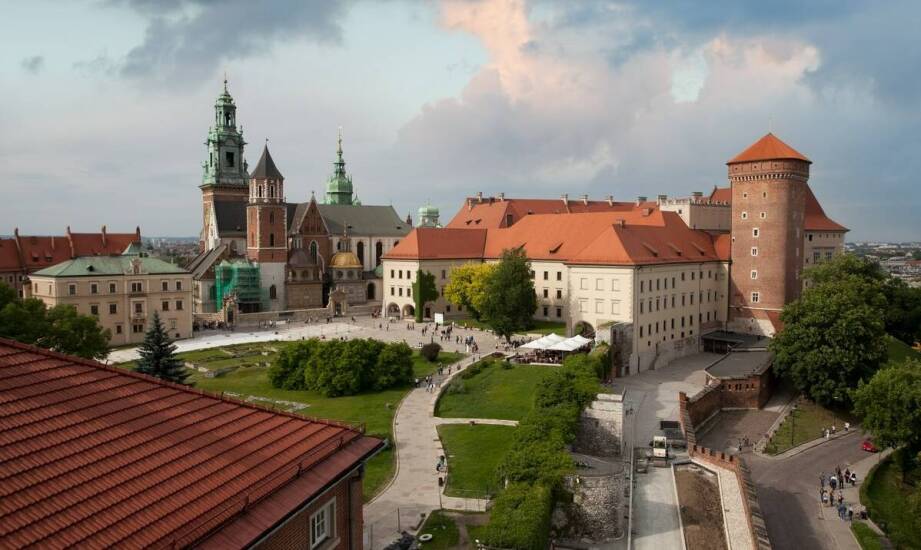 Jak palmiarnia wpływa na rozwój turystyki w regionie?