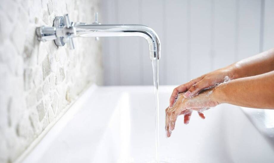 Jak bidetta przy umywalce wpływa na komfort użytkowania łazienki?