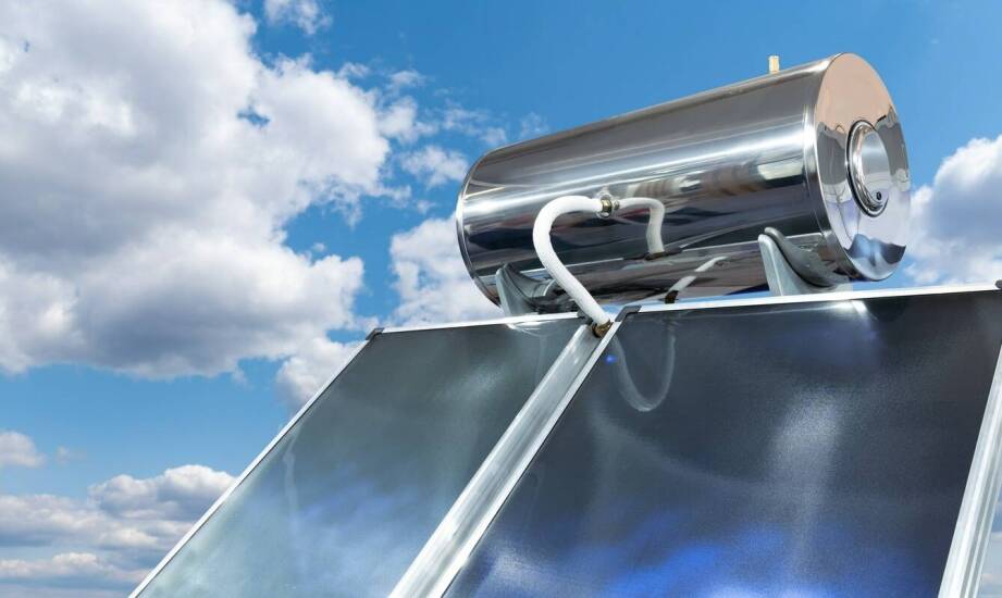 Jak odpowiednio dobrać słoneczne panele do ogrzewania basenu?