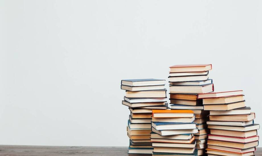 Dlaczego warto czytać książki Stanisława Jastrzębskiego? – przegląd najważniejszych pozycji.