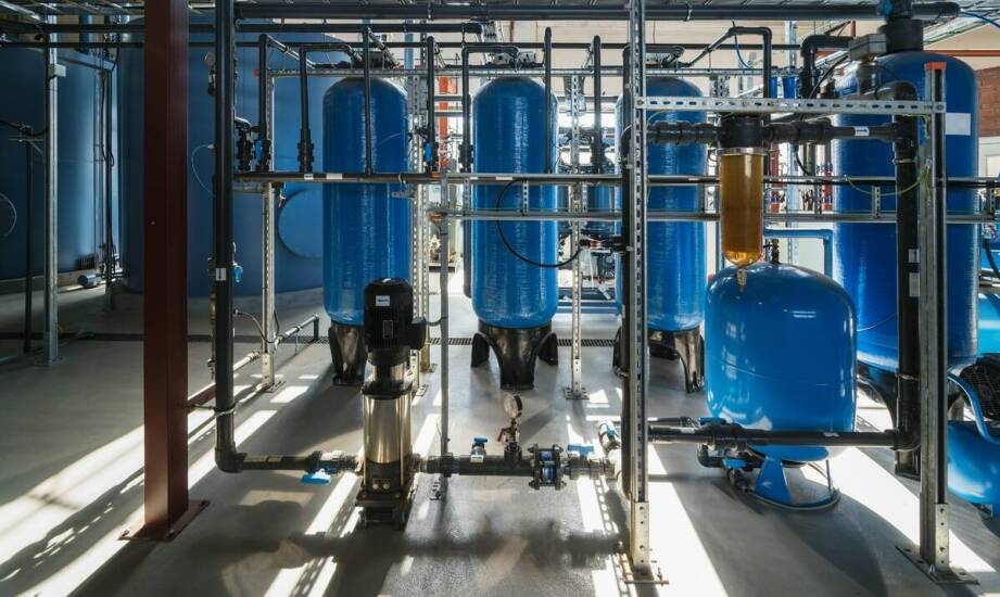 Kompleksowa obsługa w zakresie odbioru i przetwarzania ścieków pogalwanicznych.