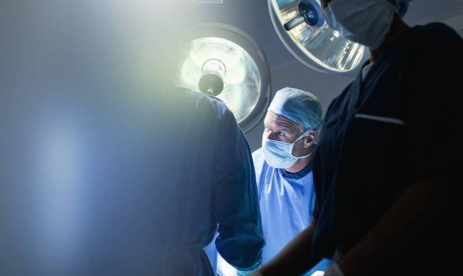 Jak przebiega proces usunięcia migdałków u dorosłych?