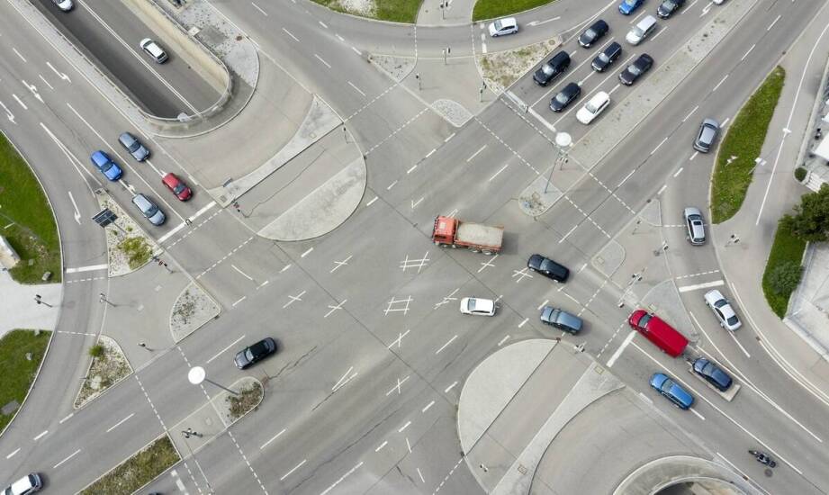 Jakie są najważniejsze zalety korzystania z usług transportu w Resku?