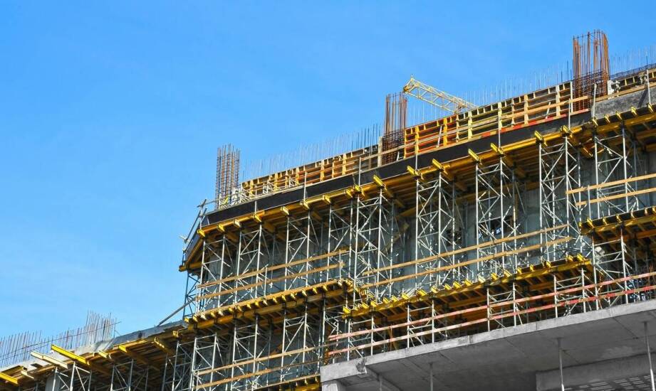 Winda dekarska Geda Lift – kluczowe korzyści dla branży budowlanej.