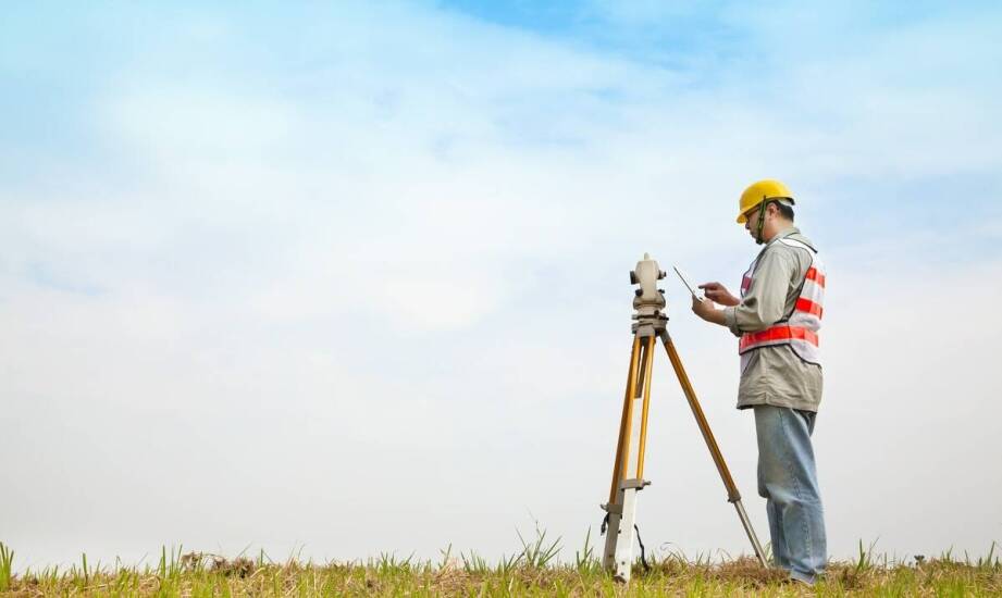 Zastosowanie geodezyjnych map w ochronie środowiska: co warto wiedzieć?
