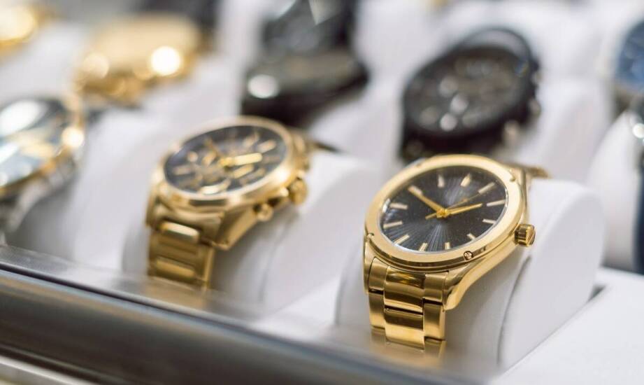 Jakie elementy wpływają na cenę zegarków luksusowych?