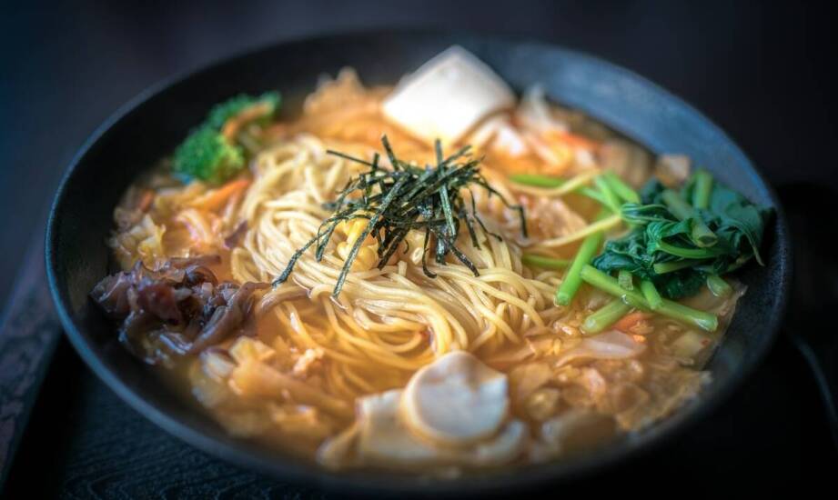 Jak makaron Vifon wpływa na smak tradycyjnych potraw azjatyckich?