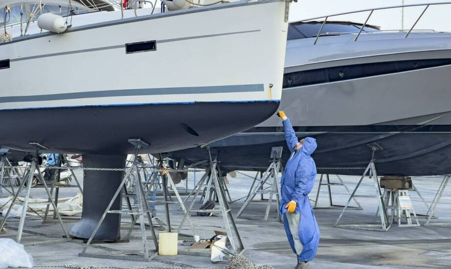 Jak planować harmonogram renowacji jachtu, aby zminimalizować przestoje?