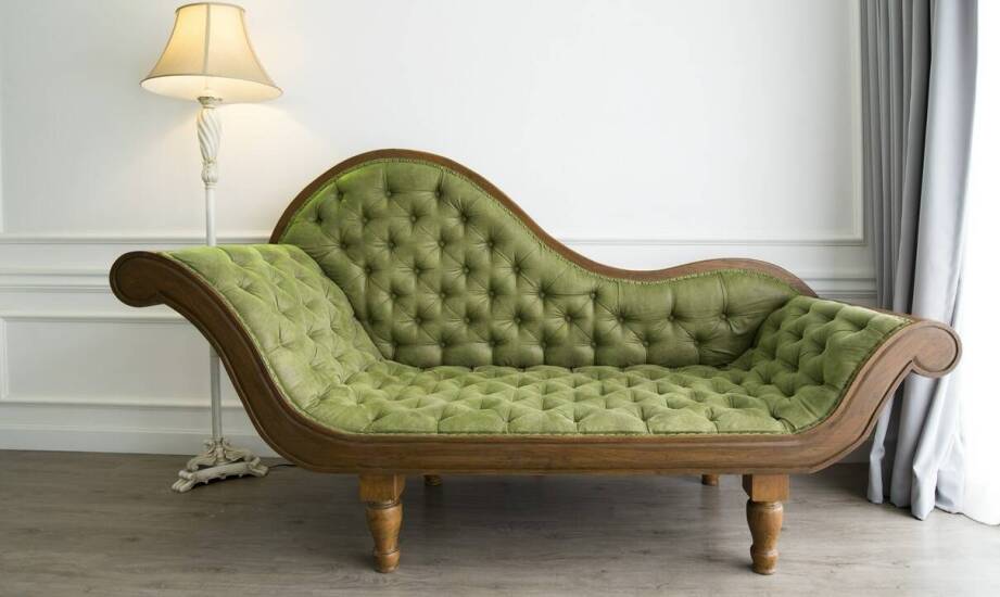 Stylowe szezlongi – jak wpływają na komfort wypoczynku?