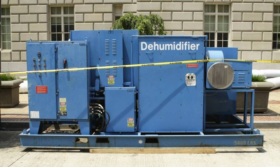 Wpływ systemów do osuszania powietrza na jakość przechowywania materiałów budowlanych