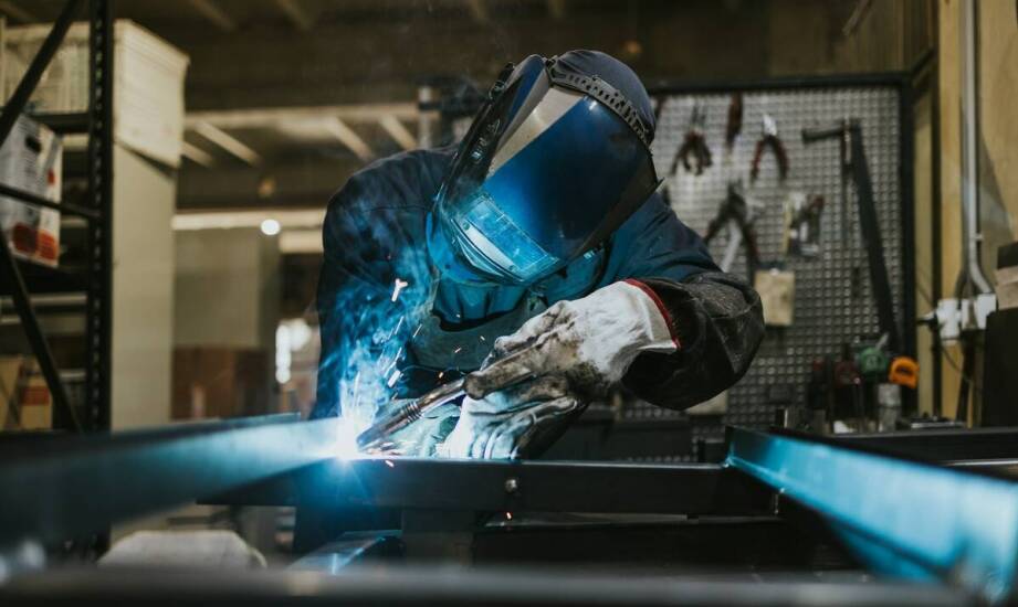 Znaczenie spawalniczych prądnic dla precyzyjnego montażu elementów kadłubowych