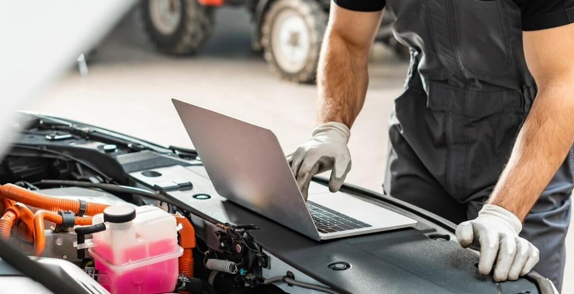 Techniki diagnozowania problemów z silnikiem w C