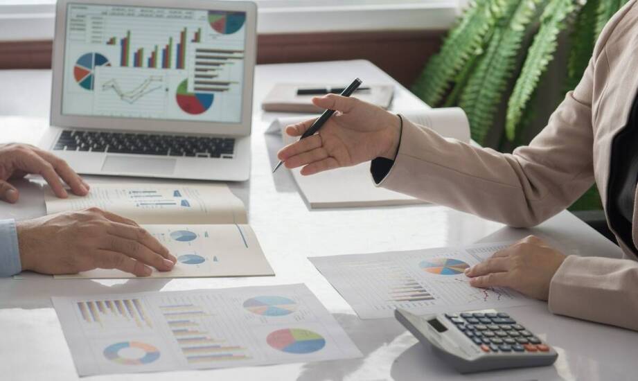 Agenci ubezpieczeniowi a skuteczne zarządzanie ryzykiem dla klientów