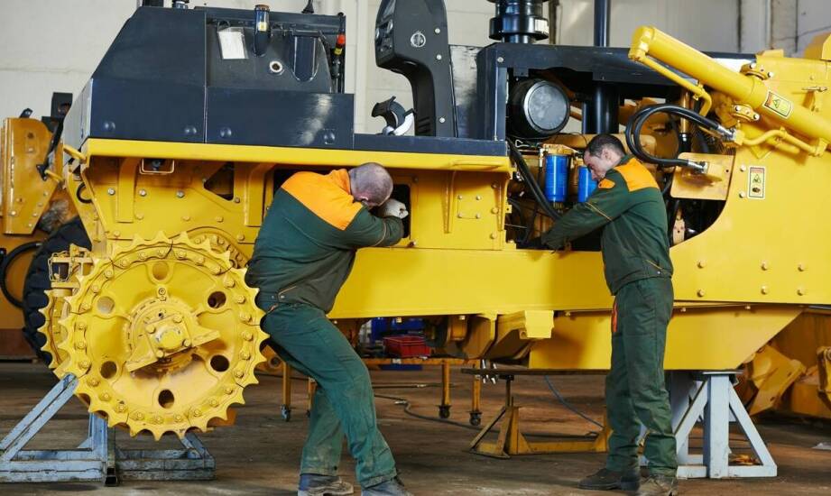 Wpływ autoryzowanego serwisu na trwałość maszyn budowlanych w wypożyczalni BIS w Poznaniu