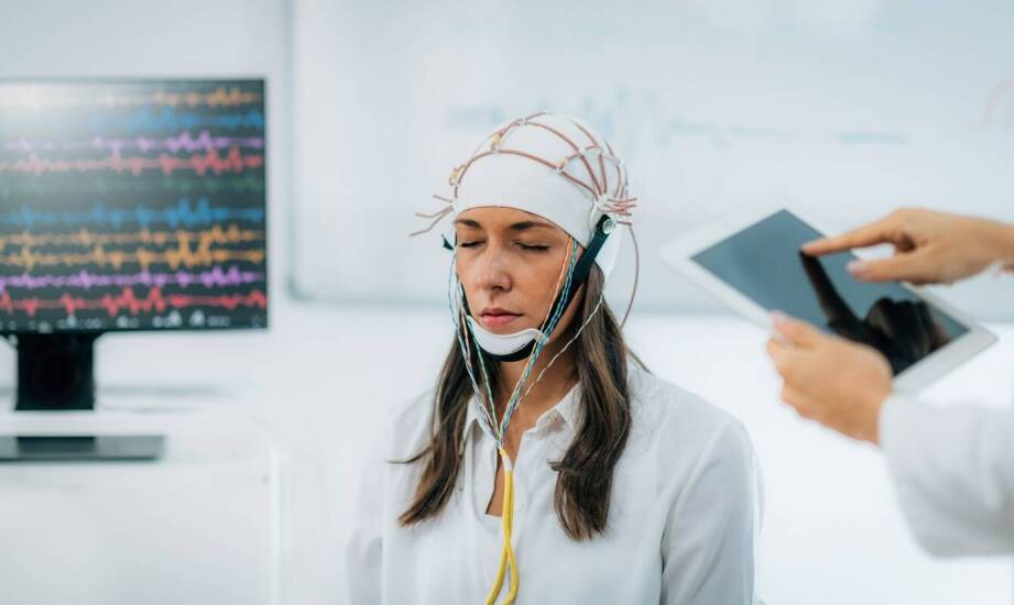 Jak elektrody do EEG pomagają w diagnozowaniu neurologicznej czkawki?