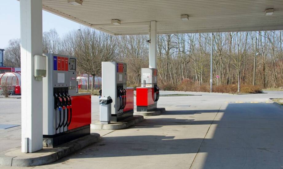 Tradycyjna stacja paliw jako element zrównoważonego rozwoju w miastach.