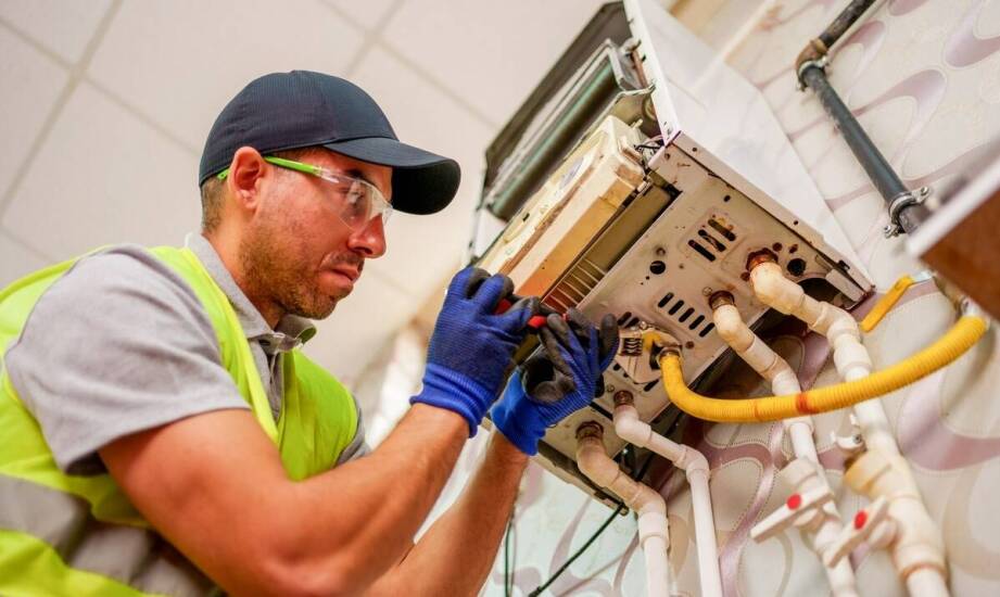 Wynajem specjalistycznego sprzętu do naprawy instalacji gazowej: na co zwrócić uwagę?