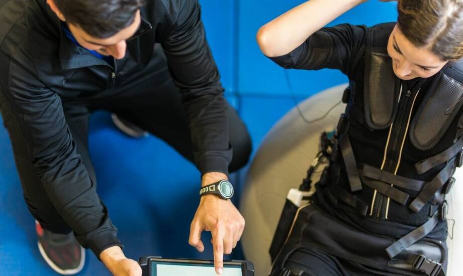 Przegląd najnowszych technologii wykorzystywanych w kursach do podestów ruchomych