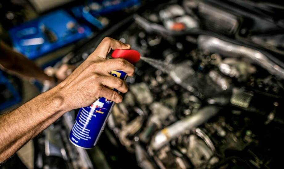 Przewodnik po używaniu sprayu bike do odświeżania wyglądu motocykla