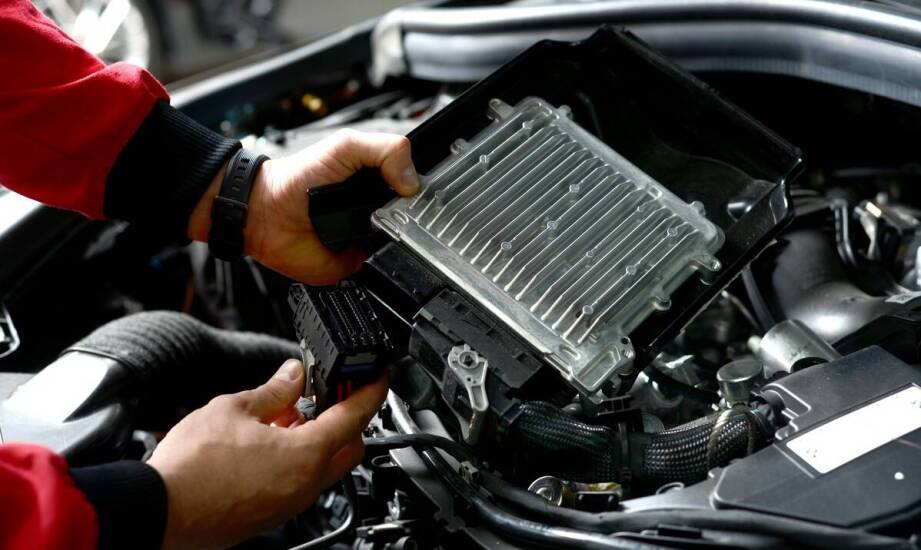 Dlaczego oryginalne części do BMW są kluczowe dla efektywności systemów pojazdu?