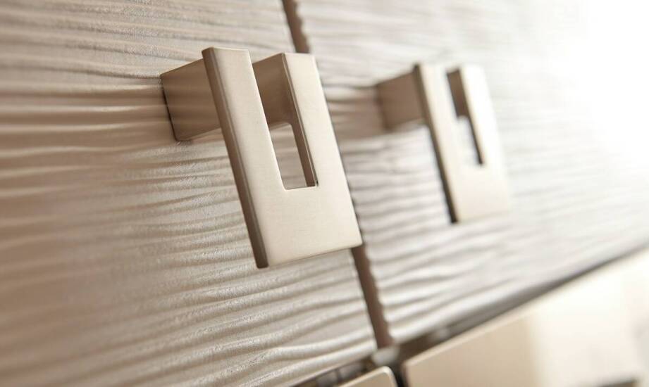 Jak dopasować uchwyty do kuchennych mebli do kolorystyki wnętrza?