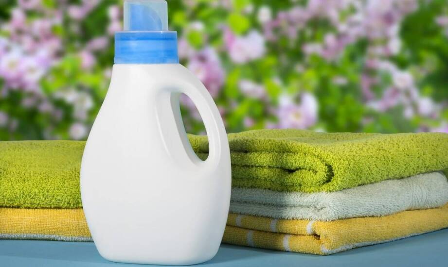 Wybór płynów do prania dla osób z wrażliwą skórą