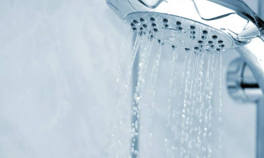 Jakie dodatkowe funkcje mogą posiadać prysznicowe słuchawki z turbiną?