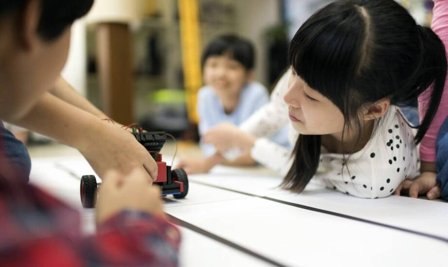 Zalety zabawy z robotem DJ w rozwijaniu muzycznej wyobraźni