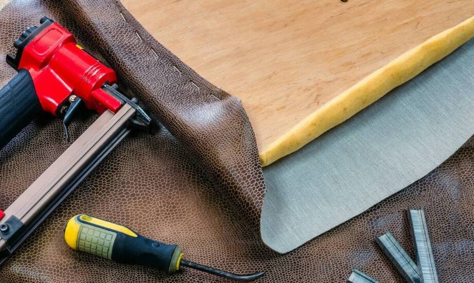 Dlaczego warto zlecić tapicerowanie wnętrza łodzi profesjonalistom?