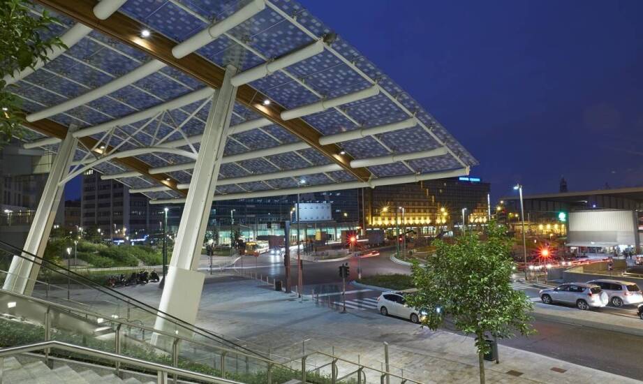 Nowoczesne rozwiązania z poliwęglanu dla publicznych przestrzeni