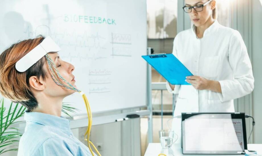 Biofeedback w kontekście zawodowego rozwoju: Kluczowe aspekty szkoleń