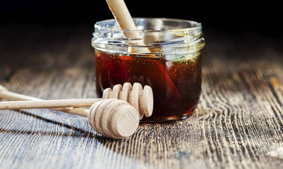 Dlaczego krystalizacja jest naturalnym procesem w miodzie gryczanym?