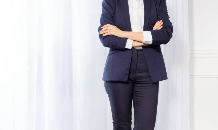 Jakie buty wybrać do ecru żakietu?