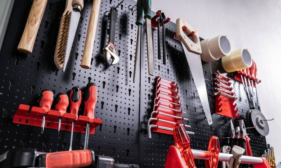 Efektywne przechowywanie narzędzi dzięki narzędziowym tablicom Kistenberg