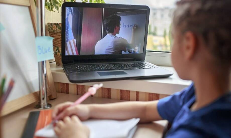 Zalety posiadania dostępu do egzaminacyjnych pytań online