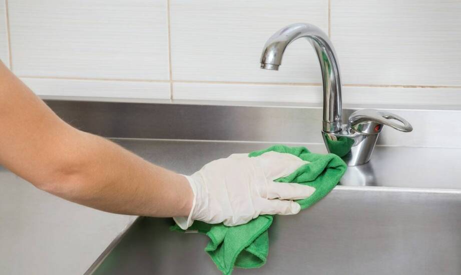 Zastosowanie płynów do konserwacji jako sposób na przedłużenie żywotności zlewu