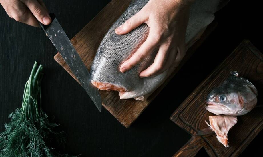 Elektryczna skrobaczka do ryb – praktyczne porady dotyczące użytkowania