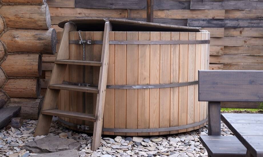 Zalety korzystania z balii do schładzania po saunie