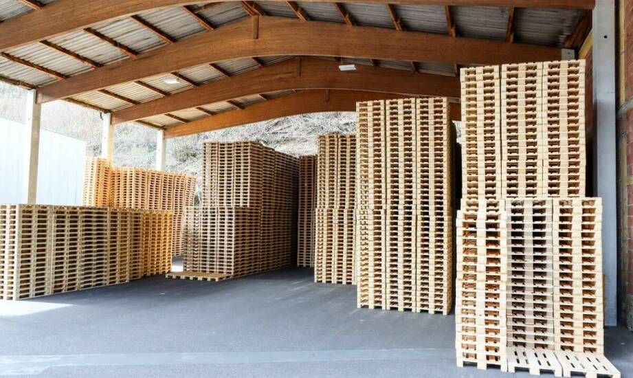 Jakie innowacje wprowadzają nowoczesne drewniane składy?