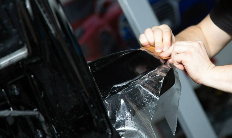 Wpływ jakości folii na efektywność zabezpieczenia dokumentów.