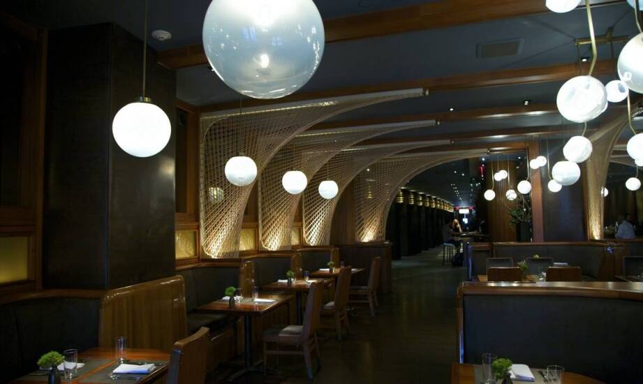 Nowoczesne dekoracyjne rozwiązania na przyjęciach w restauracji