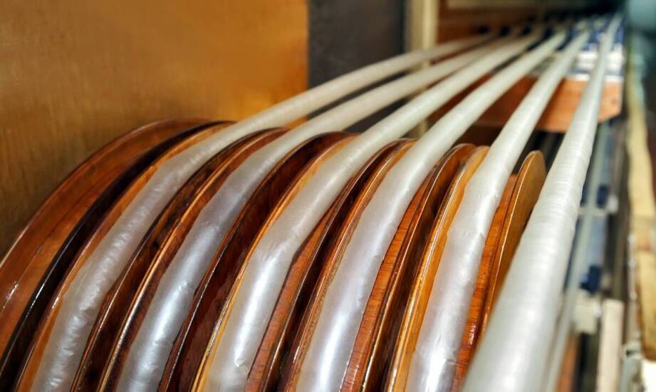 Jakie są najważniejsze kryteria wyboru żyłki do kosy dla profesjonalistów?