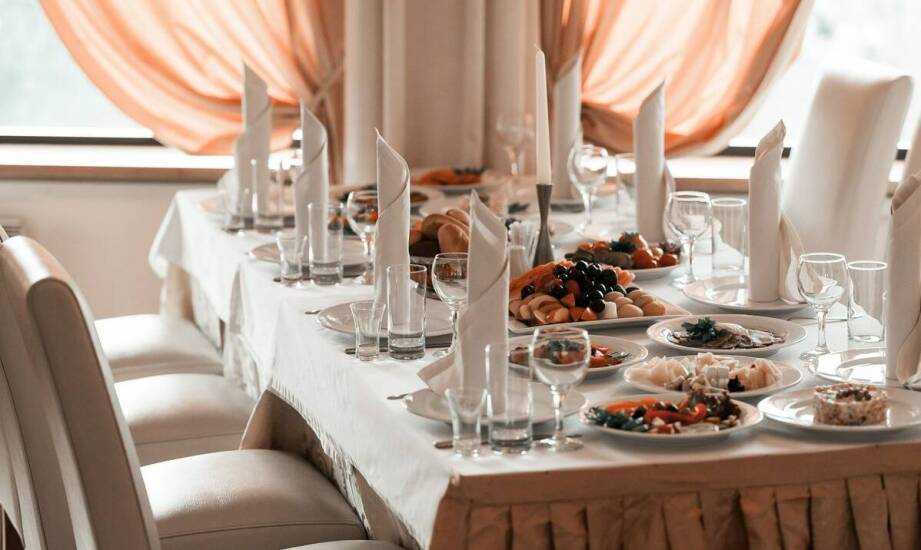 Degustacyjne menu jako element integracji zespołu podczas firmowego wyjścia