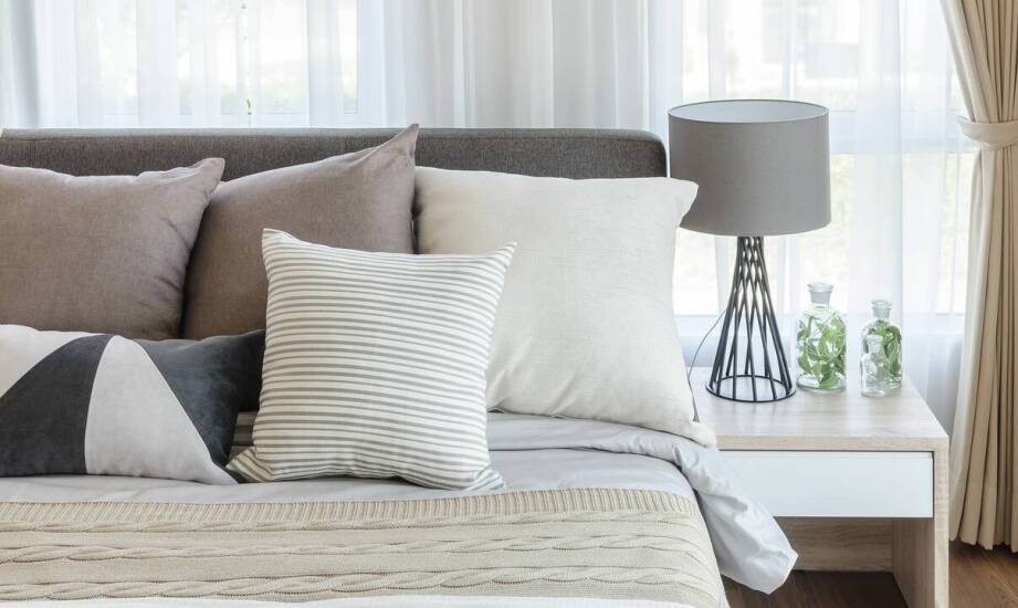 Wybór idealnych dodatków do sypialni – co warto wziąć pod uwagę?