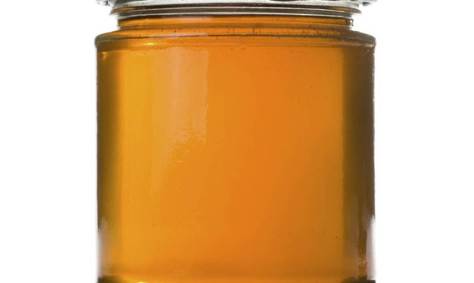 Jakie są różnice między syropem z cukrowego buraka a tradycyjnym klonowym syropem?