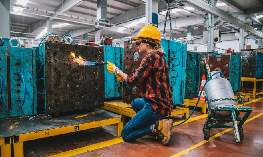 Testy ogniowe a bezpieczeństwo produktów – jakie znaczenie mają systemy do badań?