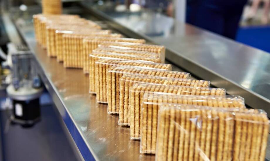 Szybka realizacja zamówień na krówki z logo – co warto wiedzieć?