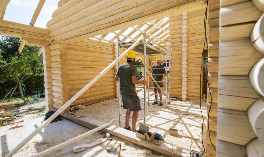 Ocieplenie domu z bali – analiza korzyści i kosztów